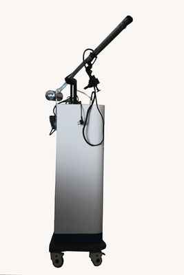 Vertical design Arm laser High Frequency 10600nm Fractional co2 Laser Machine For scar wrinkle Treatment