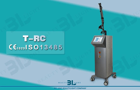 máquina fracionária do laser do CO2 vertical do poder 30W para resurfacing da cara da remoção da cicatriz da acne