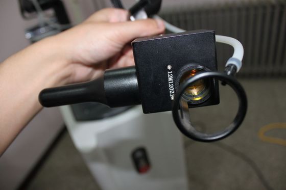 CO2 Laser Machine/ Fractional CO2 Laser Machine/ CO2 Fractional Laser Machine