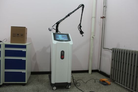 CO2 Laser Machine/ Fractional CO2 Laser Machine/ CO2 Fractional Laser Machine