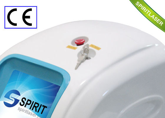 De draagbare IPL van het Schoonheidsmateriaal Machine van de Haarverwijdering voor Zonnebrandbehandeling