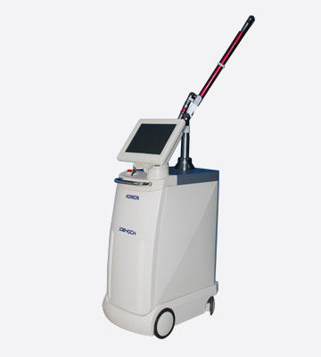 LCD 800mJ 10Hz Q Switched Nd YAG Laser For Pigmented Lesions Treatment