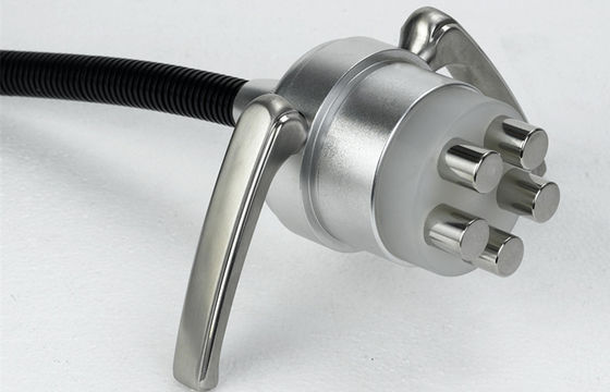 Vacuum melangsingkan mesin untuk Penghapusan Selulit, Pengetatan Kulit / Mesin Cavitation RF