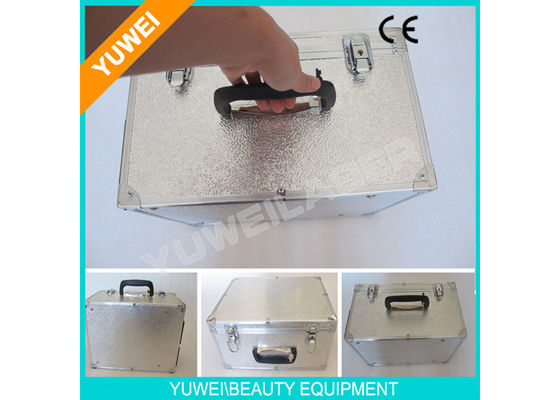 Mini macchina a 5.6 pollici di rimozione del tatuaggio del laser del commutatore del ND YAG Q del portatile per la STAZIONE TERMALE e la clinica