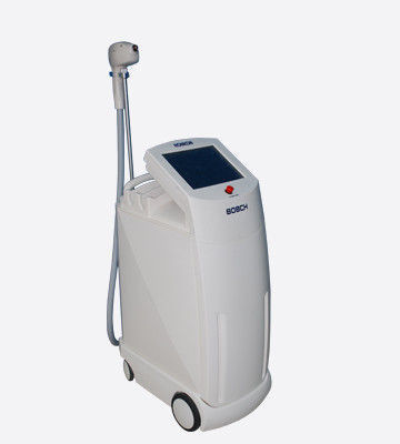 1200W ร้านแพทย์เลเซอร์ไดโอดผมอุปกรณ์กำจัด 808nm 2-120j / cm เครื่องเจ็บปวด