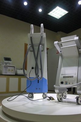 CE disetujui multifungsi Kecantikan Equipment RF IPL SHR Laser