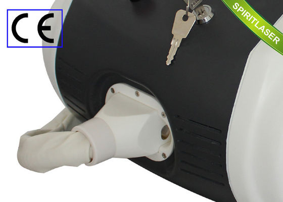 No Pain RF Beauty Equipment For Improving Skin Metabolism / Home Beauty Machine